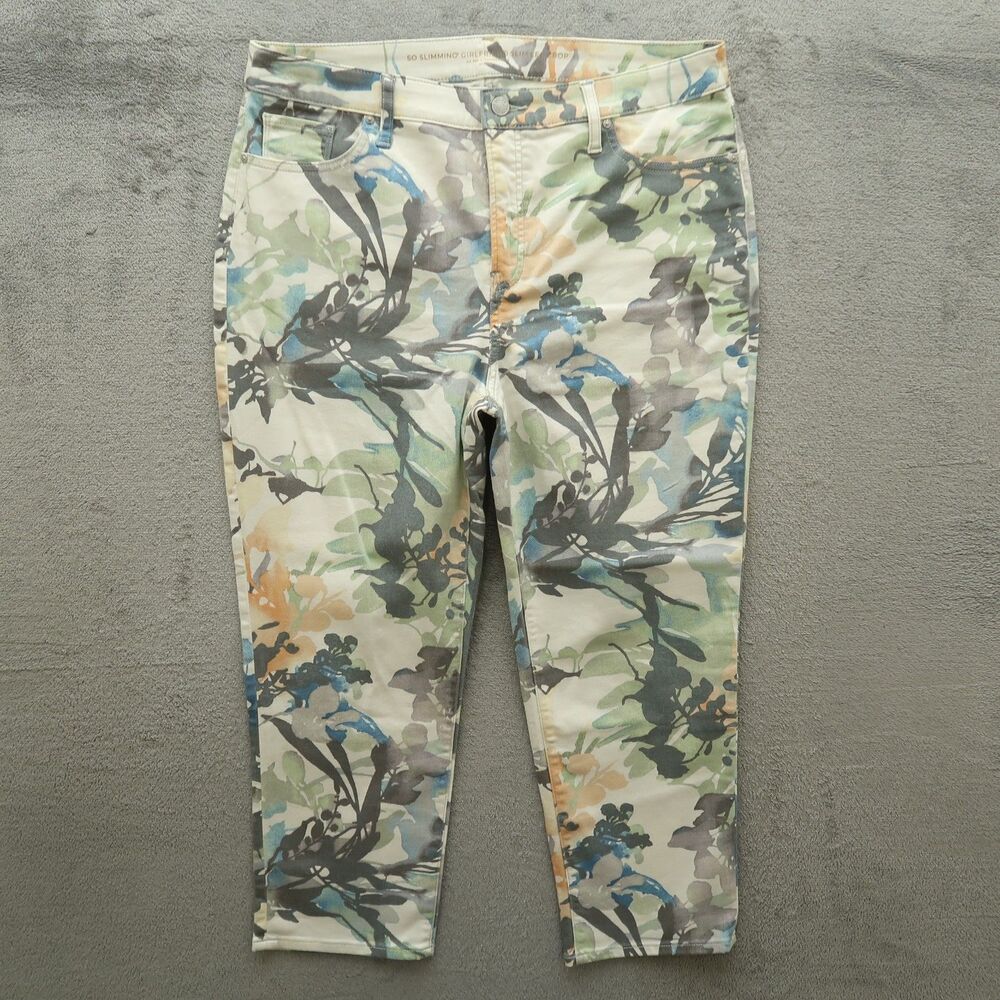 Chico's Jeans Women's 2.5 US-14 High-Rise Girlfriend Slim Leg Crop 24" Inseam